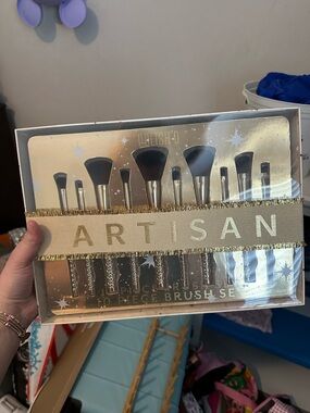Polished Artisan 10-Piece Makeup Brush Set - Gold & Black